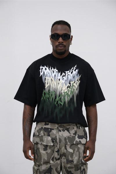 T- shirt monster nera oversize