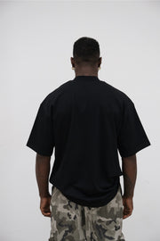 T- shirt monster nera oversize