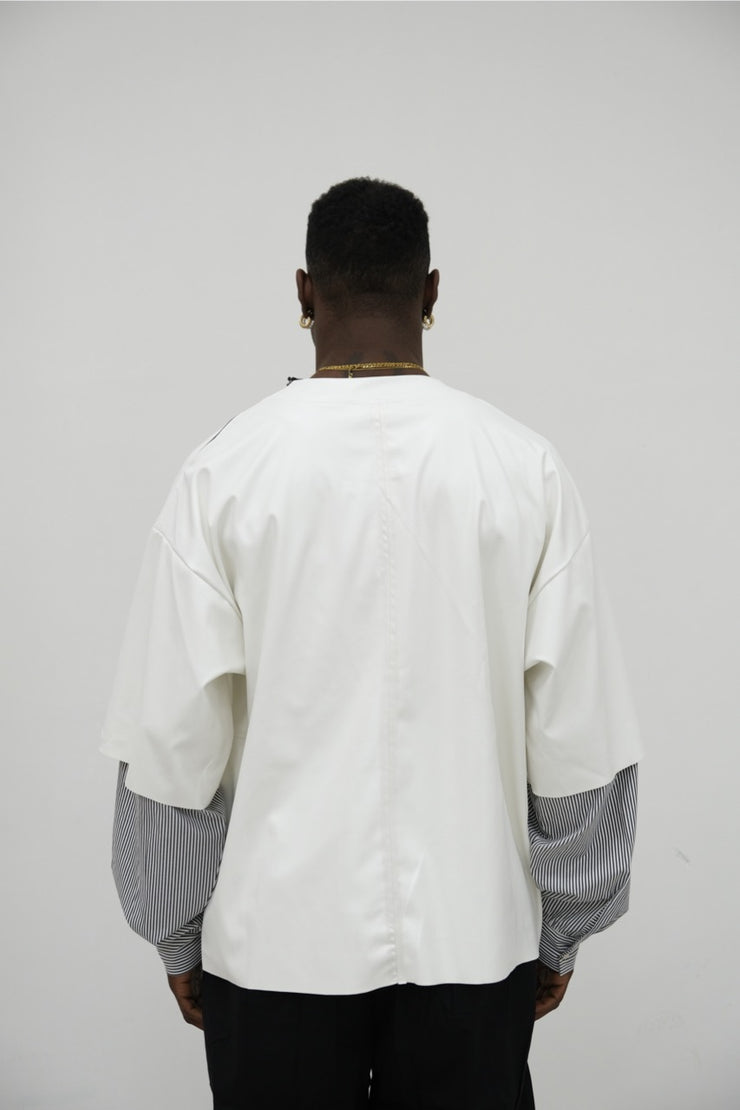 T-shirt in ecopelle doppia manica in camicia bianca
