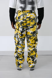 Cargo mimetico giallo